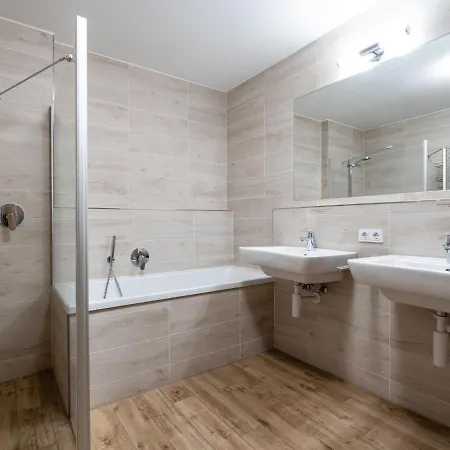 Lake View In With Sauna