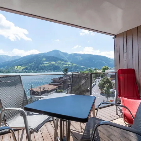 Lake View In With Sauna