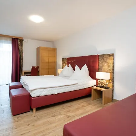 Apartment Lake View In With Sauna Zell am See